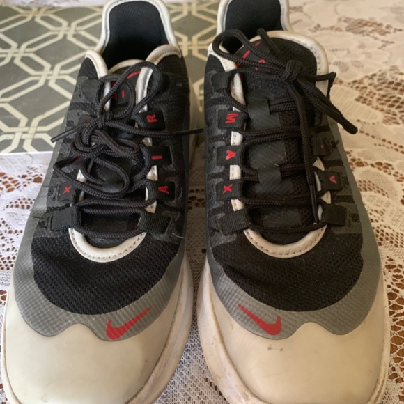 Kids Nike Airmax sneakers - Picture 2 of 5